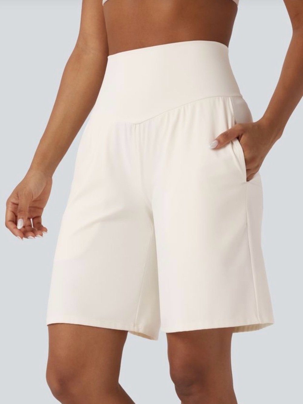 Halara SoftlyZero Airy High Waisted Pockets Cool Touch
Yoga Bermuda Shorts
NWT